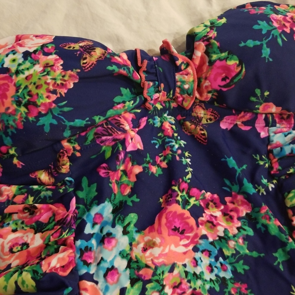 Arizona swimsuit small NEW!!!